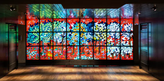 Scale data warehousing with a cloud-built SQL platform.